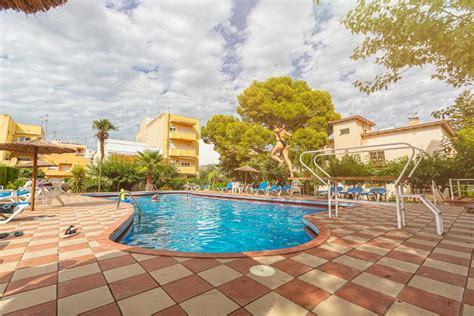 apartamentos el oasis benicarló